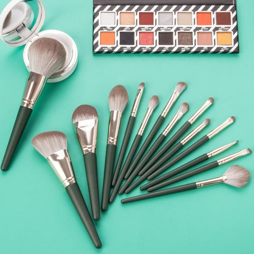 Sage Green 14-Piece Professional Makeup Brush Set with Storage Bucket
